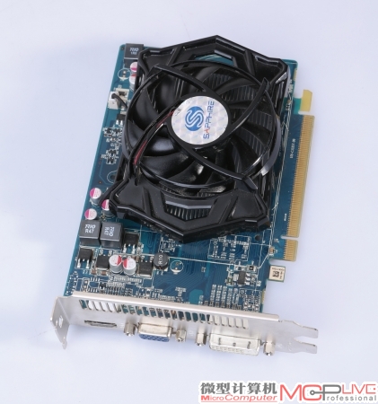蓝宝石Radeon HD 6670白金版，配备480个ALU单元，1GBGDDR5显存。核心显存频率分别为800MHz、4000MHz。