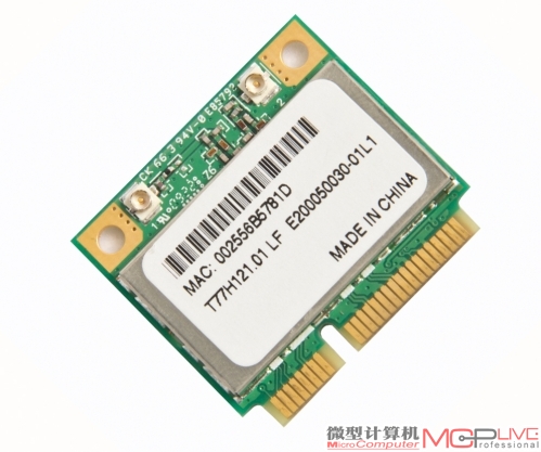 全高、半高 mini PCI-E/mSATA设备对比。mSATA SSD的大小约为51mm(长)×30mm，为全高。mini PCI-E无线网卡多数为半高规格，约为27mm(长)×30mm。当然，也不排除有Intel 3945网卡这类的全高规格mini PCI-E设备。